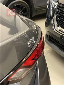 نیسان سێنترا